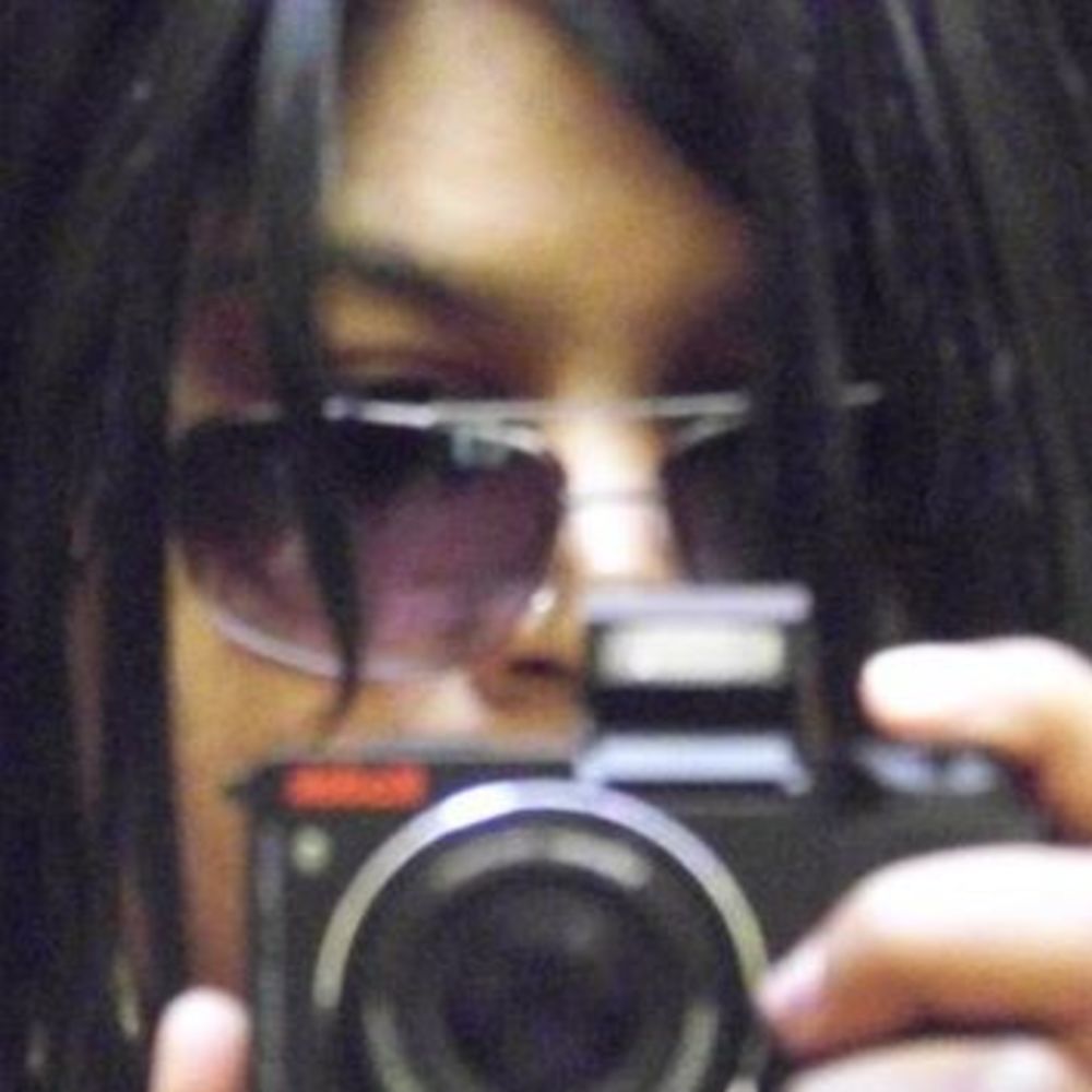 Meet your Posher, April